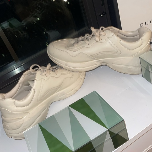 ❗️GUCCI MENS LOGO SNEAKER❗️ - Picture 4 of 6